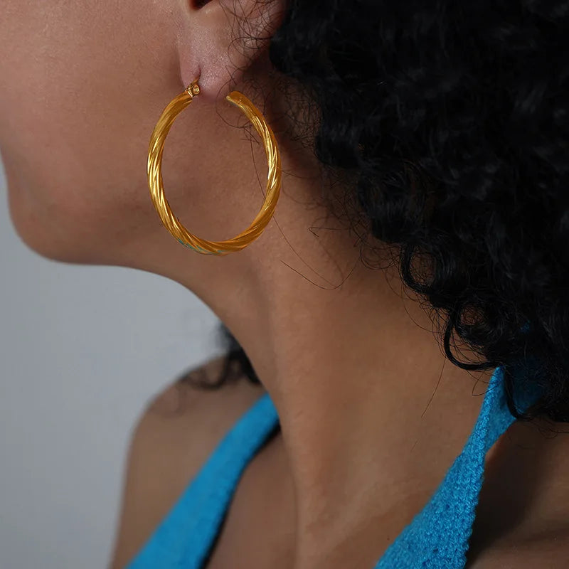 Twisted Gold Earring