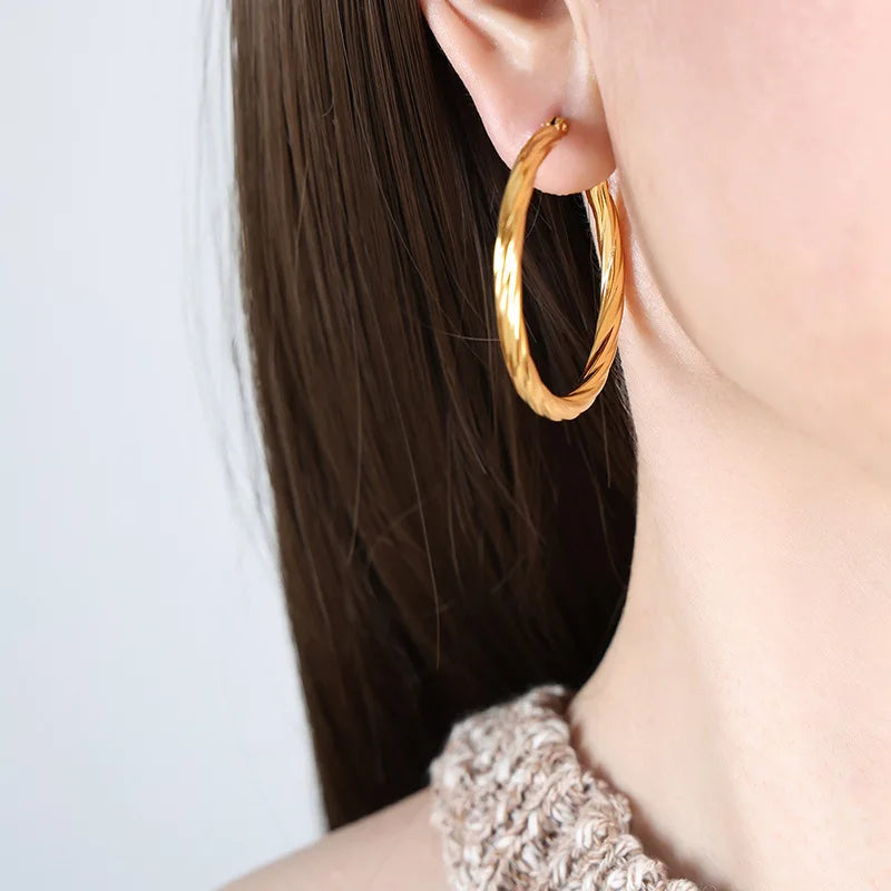 Twisted Gold Earring