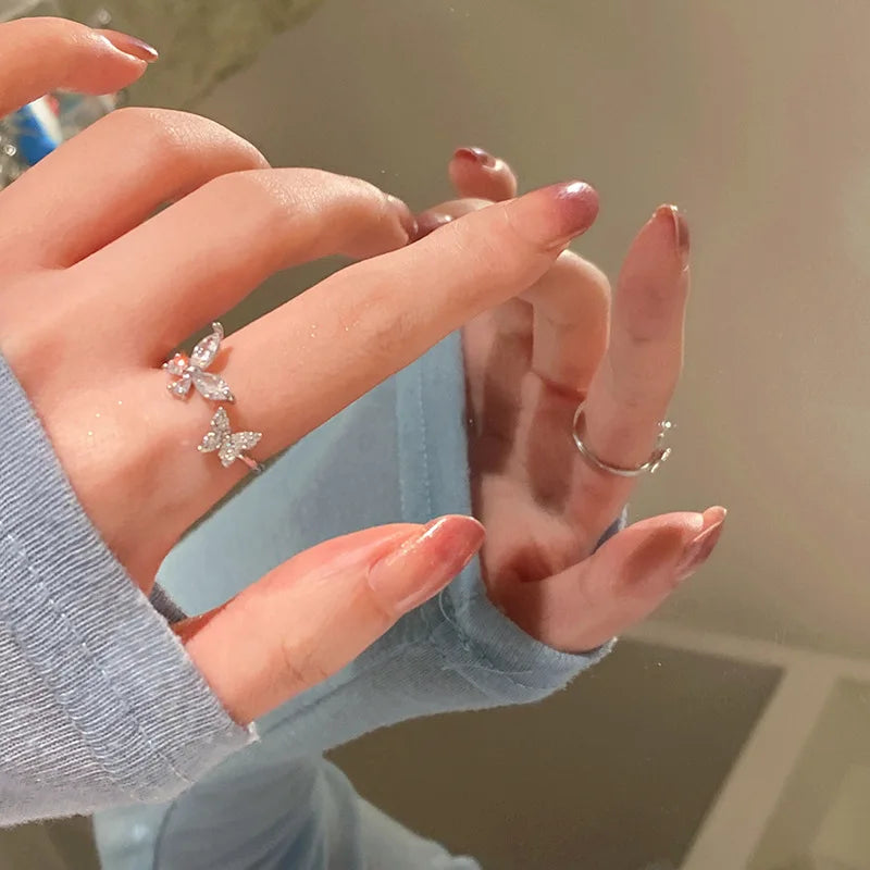 Delicate Flower Ring