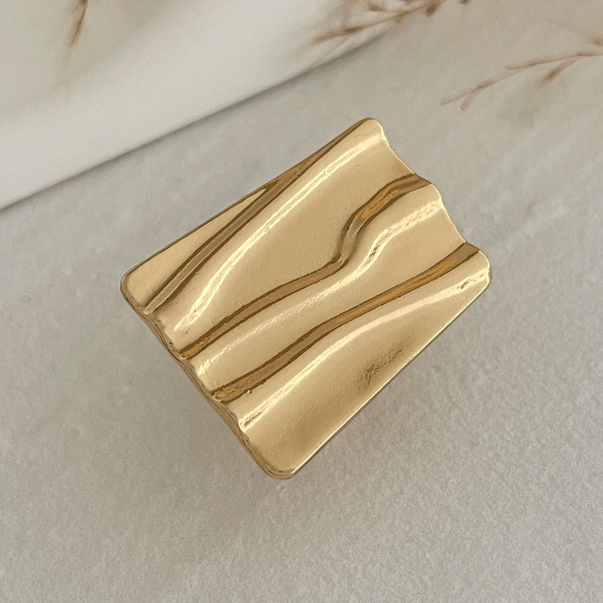 flashy gold plated rings