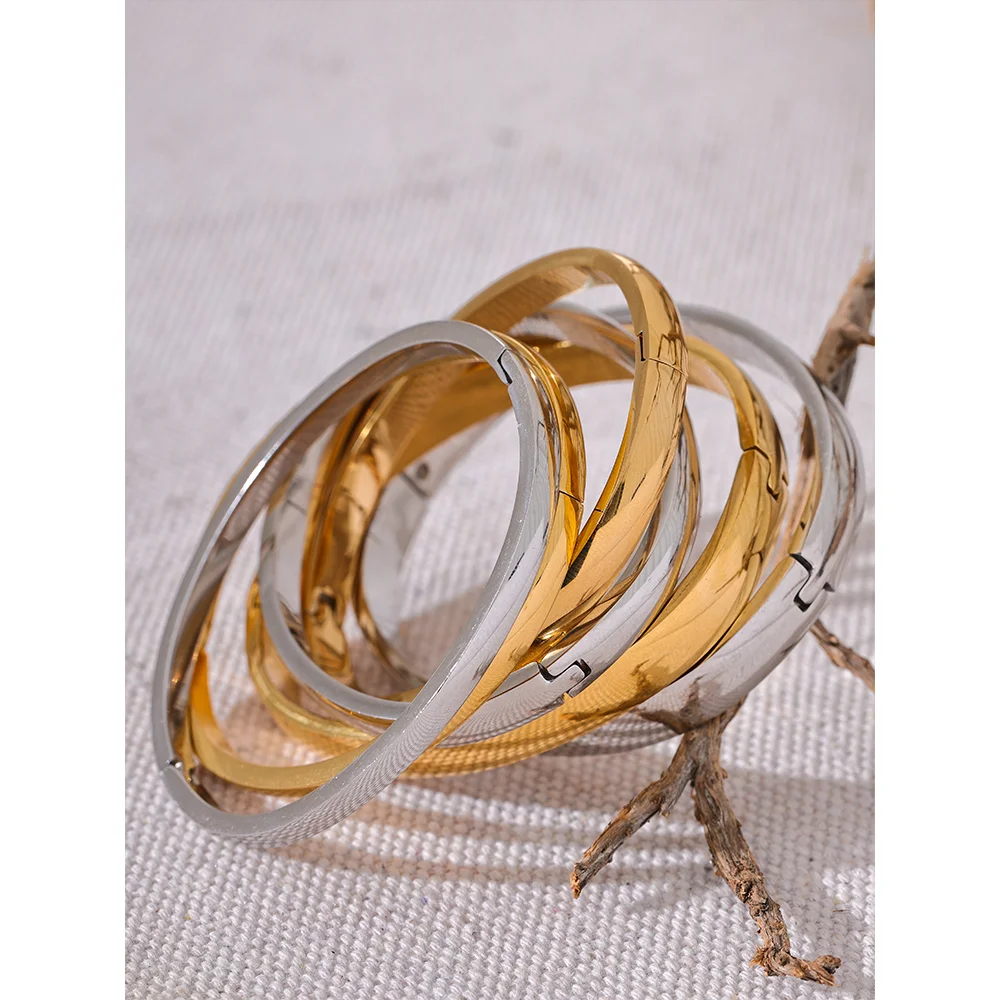 Liora Smooth Bracelet