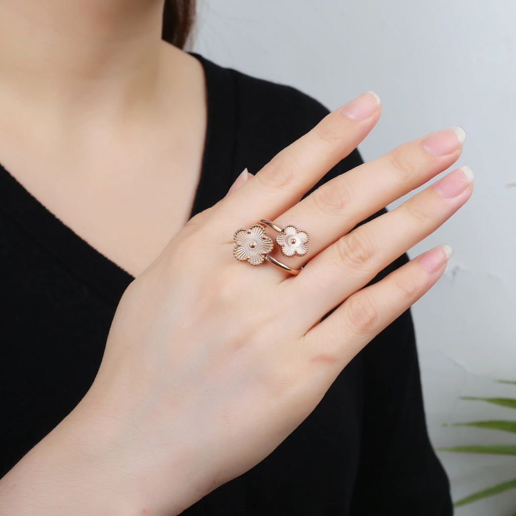 Five Leaf Flower Ring