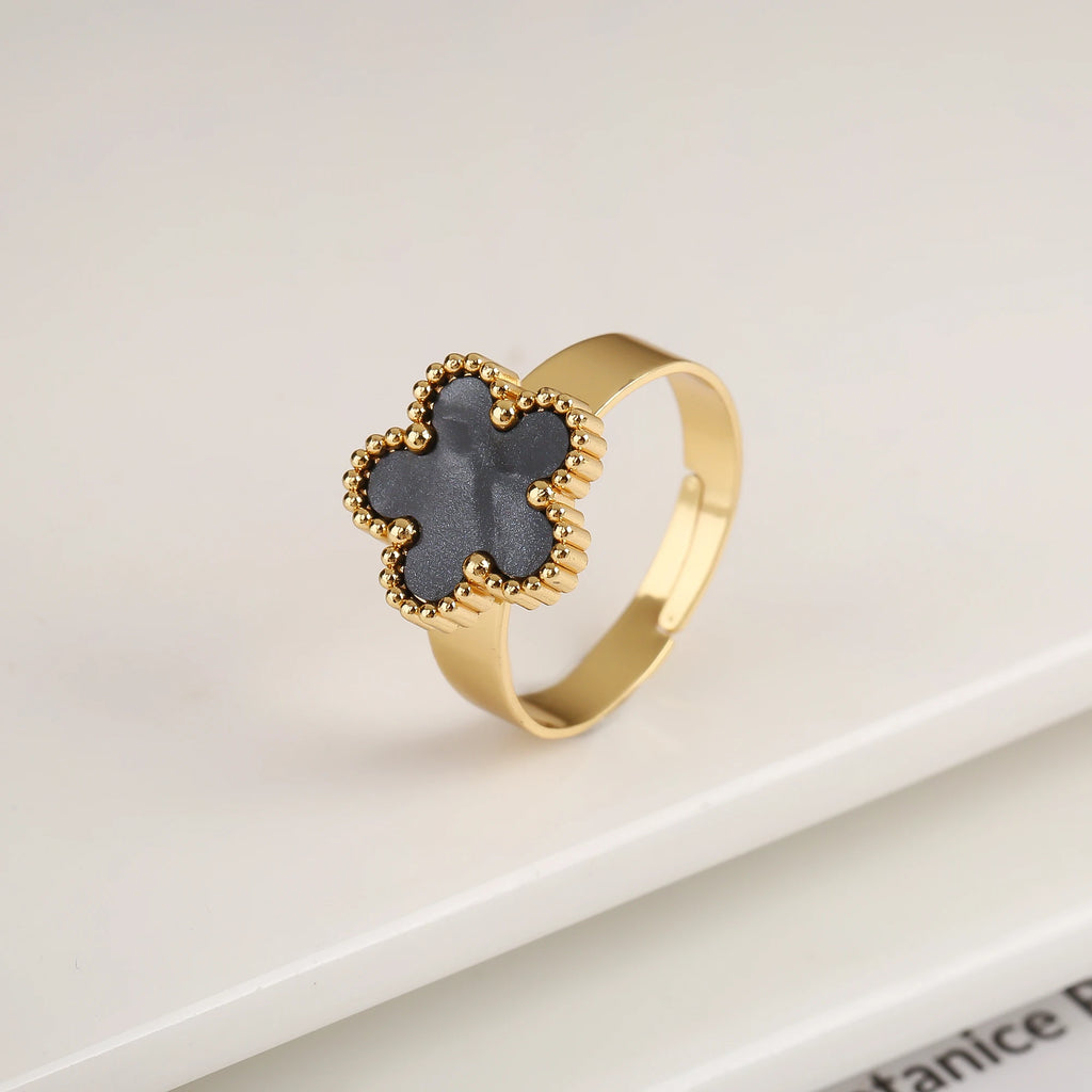 Five Leaf Flower Ring